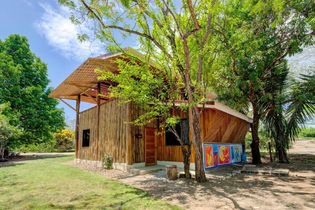 Samara Tarantela Houses, Casa Bambu Exterior photo